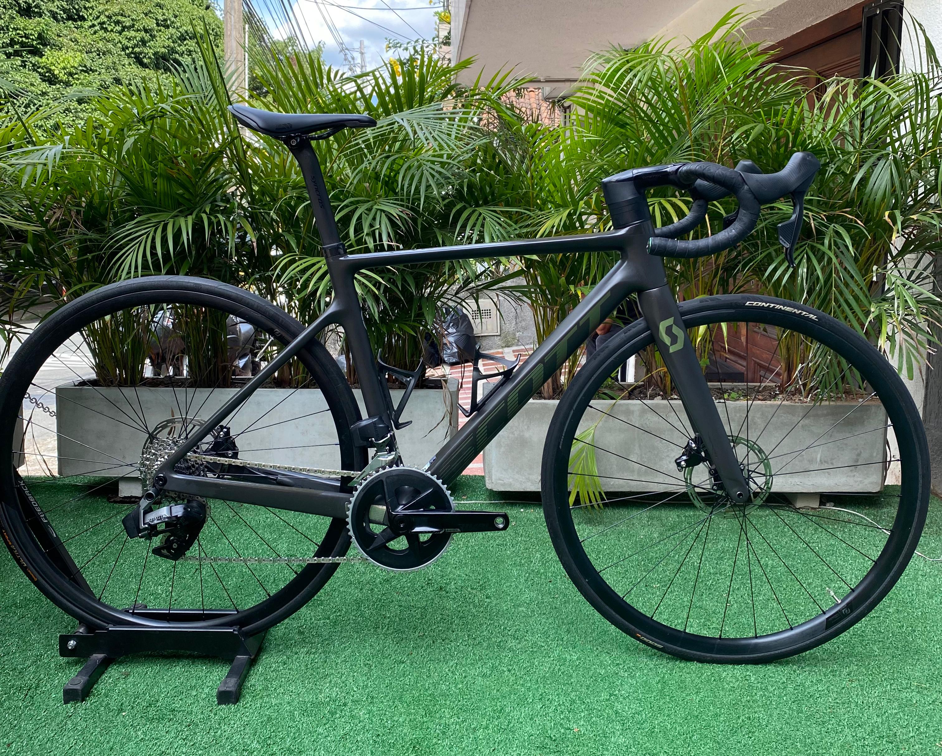 BICICLETA SCOTT ADDICT RC 30