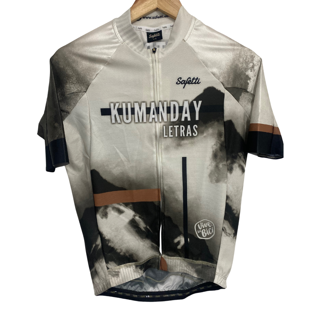 CAMISETA KUMANDAY HOMBRE GRIS CLARO SAFETTI