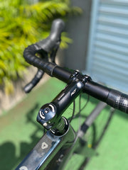 BICICLETA GW LETRAS EN CARBONO