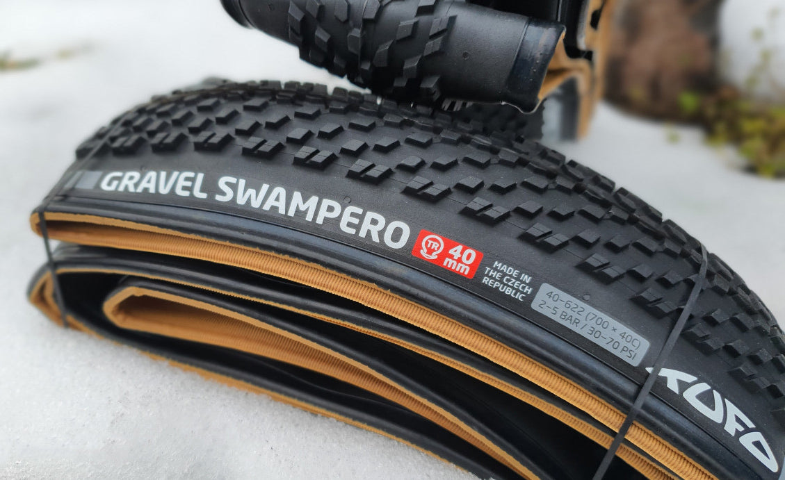 LLANTA GRAVEL SWAMPERO 700X40 BLACK-TUFO