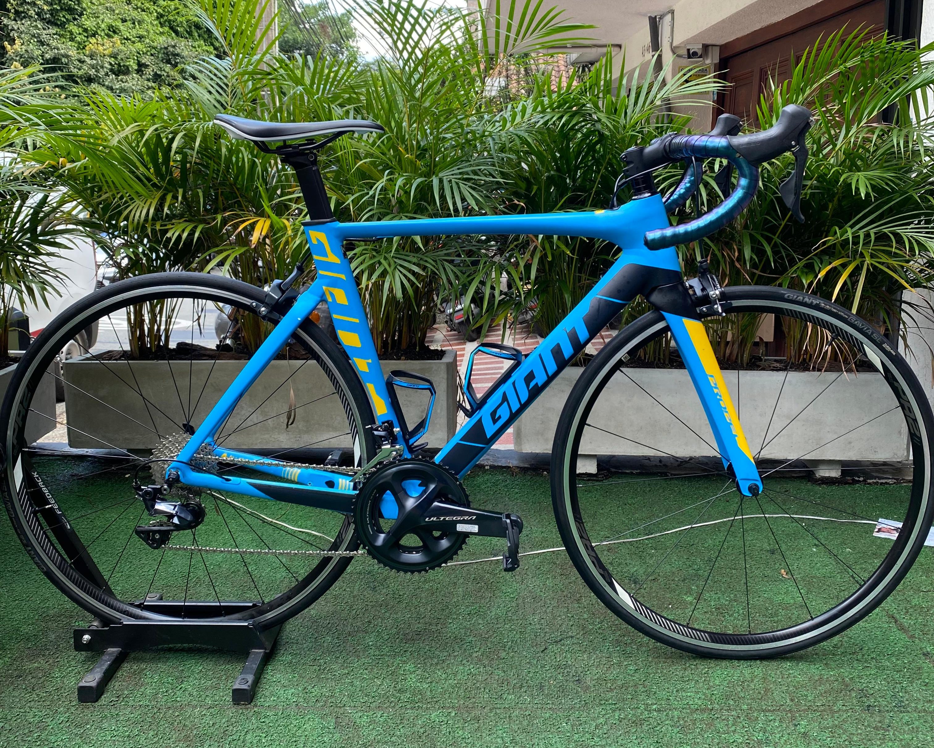BICICLETA GIANT PROPEL