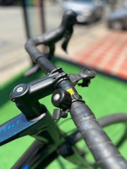 BICICLETA GIANT REVOLT